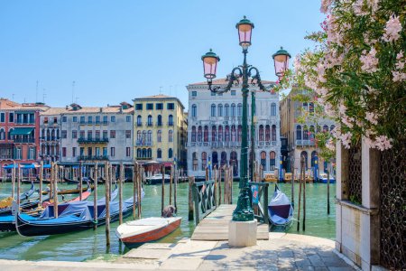 Téléchargez les photos : Canaux de Venise Italie pendant l'été en Europe, Architecture et monuments de Venise. Italie Europe Juin 2020. - en image libre de droit