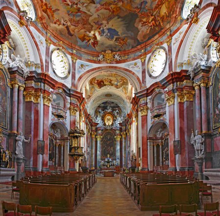 Téléchargez les photos : Église de l'abbaye baroque d'Altenburg (Stift Altenburg) à Waldviertel, Basse-Autriche - en image libre de droit