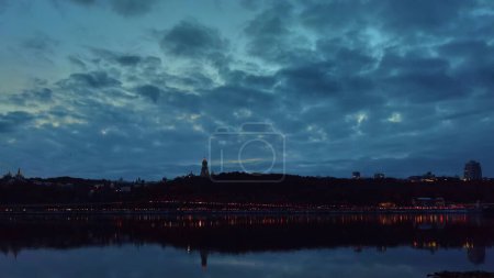 Photo for KYIV, UKRAINE - October 22, 2022: Power cuts in Kyiv after fresh missiles attacks on grid by Russia. Emergency blackouts in Kyiv. October 2022. - Royalty Free Image