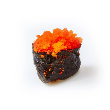 Téléchargez les photos : Sushi Gunkan Maki au caviar tobiko. Dof peu profond - en image libre de droit