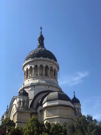 Téléchargez les photos : Église Cluj Napoca. Photo Roumanie Cathédrale Architecture de ville. - en image libre de droit