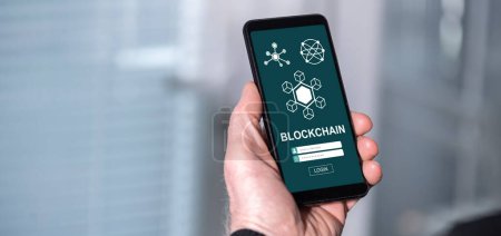 Smartphone-Bildschirm mit Blockchain-Konzept