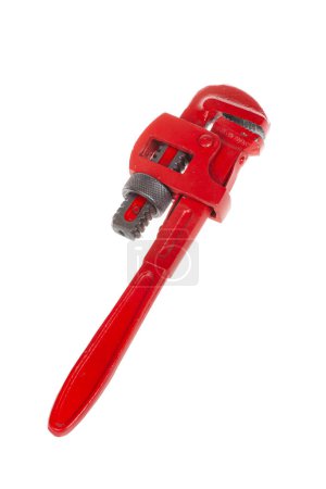 Téléchargez les photos : Clé à tuyau rouge, outil de plomberie, isolée sur blanc - en image libre de droit