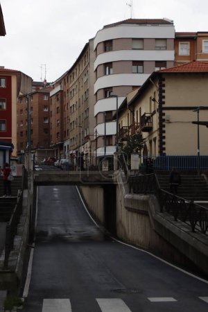 Téléchargez les photos : Paysage urbain de la ville de Barakaldo, Espagne - en image libre de droit