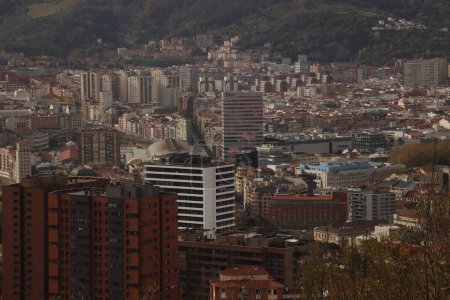 Blick auf Bilbao am Morgen