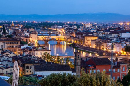 Téléchargez les photos : Ponte Vecchio Vue aérienne - Florence - en image libre de droit