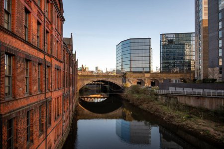Foto de Riberas del río Irwell en Manchester City Centre, Inglaterra - Imagen libre de derechos