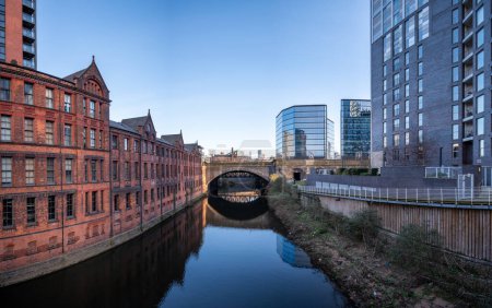 Foto de Riberas del río Irwell en Manchester City Centre, Inglaterra - Imagen libre de derechos