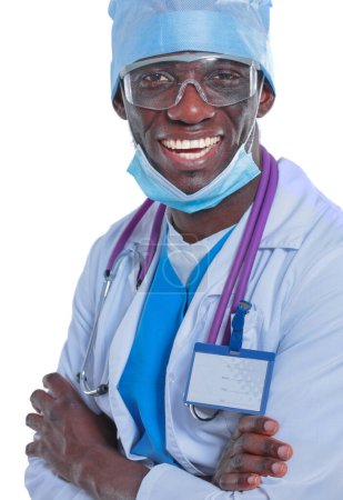 Foto de Retrato de un médico con máscara y uniforme. aislado sobre fondo blanco. Doctor. - Imagen libre de derechos
