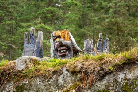Téléchargez les photos : Statue d'un troll nordique traditionnel en Norvège - en image libre de droit