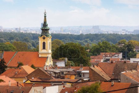 Belgrad, Serbia panoramiczny widok z Gardos, Zemun, z kościoła Świętego Mikołaja i panoramy miasta w lecie