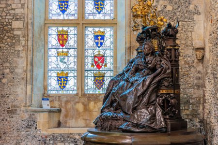 Foto de Estatuas en The Great Hall, edificio histórico en Winchester, Inglaterra, Reino Unido - Imagen libre de derechos