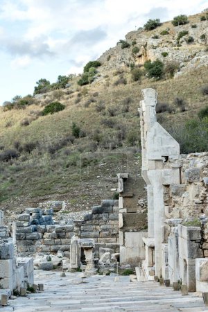 Photo for Elements of ancient architecture and ruins of Ephesus, Izmir. copy space. Travel destination concept. Vertical photo. - Royalty Free Image