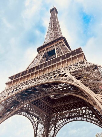 Der Eiffelturm in Paris, Frankreich. Berühmtes Reiseziel.