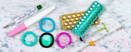 Téléchargez les photos : Différentes méthodes contraceptives rapprochent. - en image libre de droit