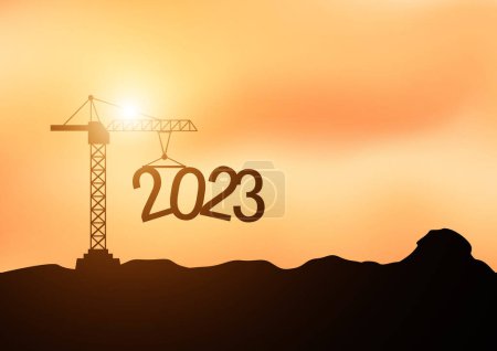 Téléchargez les photos : Silhouette avec les numéros 2023 sur la montagne au coucher du soleil sur fond de soleil du matin. - en image libre de droit