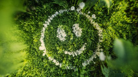 Skurrile 3D-Darstellung eines Smileys aus weißen Pilzen inmitten von sattgrünem Moos und Farnen, die Nachhaltigkeit und Verbundenheit mit der Natur symbolisieren