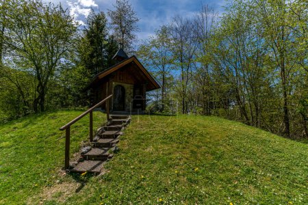 Frühjahrswanderung zur Burgruine Alttrauchburg über den Sonneckgrat bei Kleinweiler im Allgäu