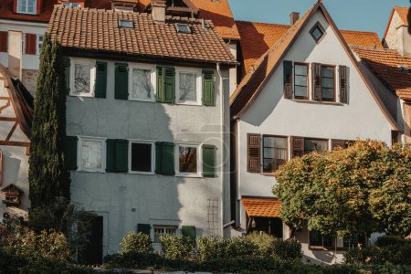 Ancienne maison de ville allemande nationale. La vieille ville regorge de bâtiments colorés et bien conservés. Baden-Wurttemberg est un État situé dans le sud-ouest de l'Allemagne, à la frontière entre la France et la Suisse. La Forêt Noire, connue