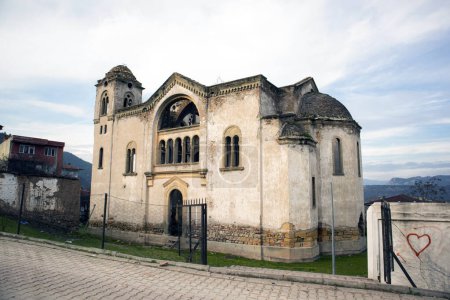 Téléchargez les photos : Vue nord de Hagios Georgios, Église orthodoxe grecque, Osmaneli-Bilecik-Turquie - en image libre de droit