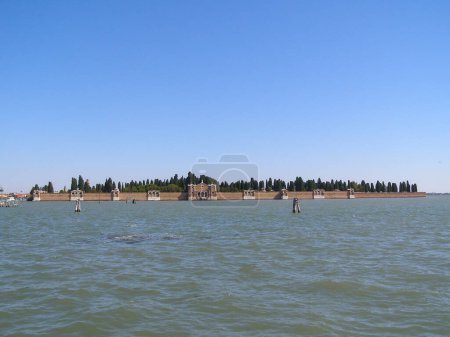 Foto de Isla del cementerio de San Michele en la Laguna Veneciana en Venecia, Italia - Imagen libre de derechos