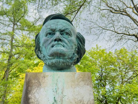 Estatua de Richard Wagner en Bayreuth, Baviera Alemania