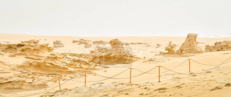 Fossil Dunes Structures. Abu Dhabi, Émirats arabes unis. Destination de voyage célèbre en dehors des capitales