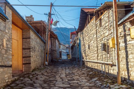 Foto de Lagich, Azerbaiyán, 09 de noviembre de 2022. Pueblo antiguo, ruta turística - Imagen libre de derechos