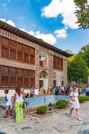 Téléchargez les photos : Shaki, Azerbaïdjan 19 août 2023 Ancien palais de Shaki Khans en Azerbaïdjan. Construit au XVIIIe siècle - en image libre de droit
