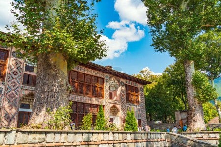 Téléchargez les photos : Shaki, Azerbaïdjan 19 août 2023 Ancien palais de Shaki Khans en Azerbaïdjan. Construit au XVIIIe siècle - en image libre de droit