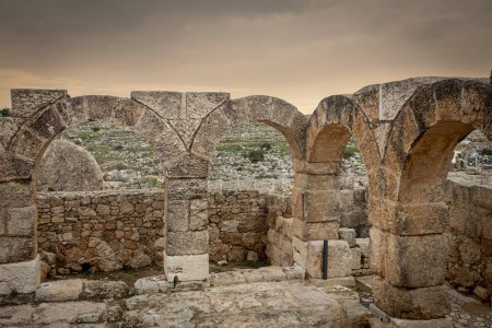Khirbet Susya ist ein palästinensisches Dorf im Westjordanland. Israel - 13.02.2023, Ruinen der antiken jüdischen Siedlung Susiya im Hebron-Hochland in Israel