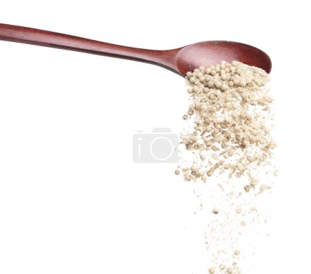 Téléchargez les photos : White Pepper seeds fall down pour in wooden spoon, white Pepper mix powder float explode, abstract cloud fly. Peppercorn mix powder splash throwing in Air. White background Isolated high speed shutter - en image libre de droit