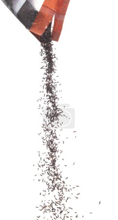 Téléchargez les photos : Riceberry rice pouring down from bag, black purple berry grain wave floating, fall down in air. Rice Berry is organic healthy food. White background Isolated high speed shutter, freeze stop motion - en image libre de droit