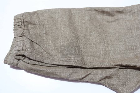 Foto de Pantalones de sudor de color ceniza de moda o pantalones de jersey aislados sobre un fondo blanco - Imagen libre de derechos