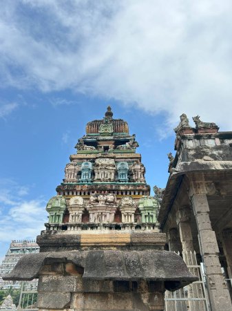 Téléchargez les photos : Ancien temple Shree Thillai Natarajar, Chidambaram - en image libre de droit