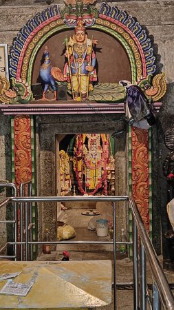 Téléchargez les photos : Entrée du temple Ammani Amman à Tiruvannamalai, Tamilnadu, Inde - en image libre de droit