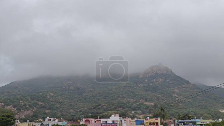 Téléchargez les photos : Belle vue sur le paysage de Hill Town Coimbatore, Tamil Nadu, Inde - en image libre de droit