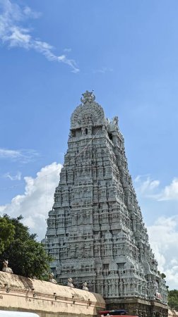 Téléchargez les photos : Ancien temple Shree Thillai Natarajar, Chidambaram, Inde - en image libre de droit