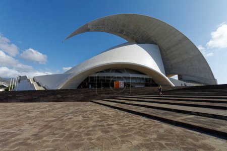 Foto de Auditorio de Tenerife Adn Martn en Santa Cruz de Tenerife por Santiago Calatrava. - Imagen libre de derechos