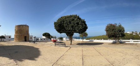 Foto de Panorama desde Plaza del Molino de Viento en Conil de la Frontera en España - Imagen libre de derechos