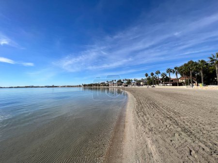 Téléchargez les photos : Bateaux dans la baie de Los Narejos et Los Alcazares en Espagne - en image libre de droit
