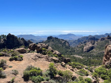 Téléchargez les photos : Vue de Roque Nublo sur l'île de Gran Canaria - en image libre de droit