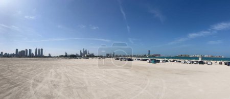 Téléchargez les photos : Panorama depuis la plage Al Sufouh à Dubaï, Émirats arabes unis - en image libre de droit