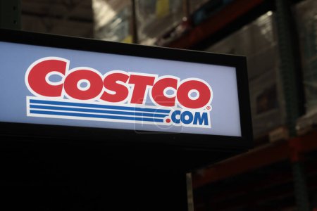 Photo for Honolulu, HI - December 23, 2022: Costco.com sign displayed at big box wholesale shopping center - Royalty Free Image