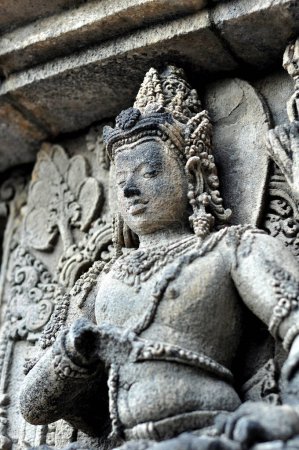 Téléchargez les photos : Temple Candi Prembanan pierre de relief sur la religion hindoue - en image libre de droit