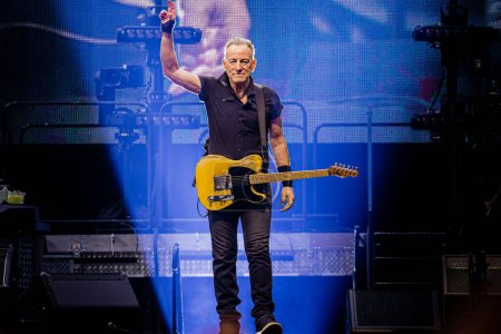 Téléchargez les photos : 25 mai 2023. Johan Cruijf ArenA Amsterdam, Pays-Bas. Concert de Bruce Springsteen the E Street Band. - en image libre de droit