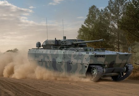 Téléchargez les photos : Véhicule d'infanterie de combat "Borsuk" - prototype d'un véhicule d'infanterie de combat polonais - en image libre de droit