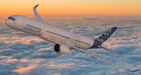 Foto de Airbus 'A350 reduce los costes operativos, la combustión de combustible y las emisiones de CO2 en comparación con las aeronaves de generación anterior - Imagen libre de derechos