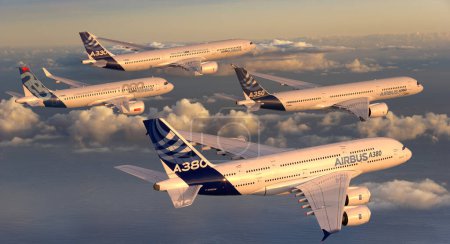 Téléchargez les photos : Vol en famille Airbus : les A380, A350, A330 et A320 effectuent un vol spectaculaire en formation - en image libre de droit