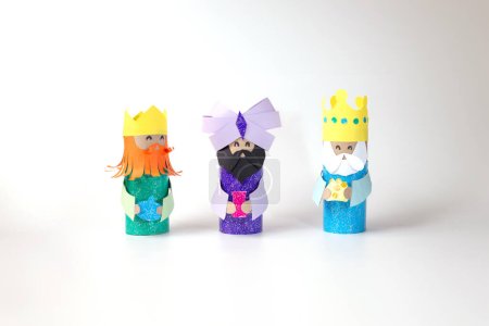 DIY Three wise men toilet roll tube craft, recycling paper concept, activity for kids, childrens workshops